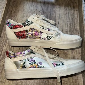 Tan suede floral vans. Never worn before.